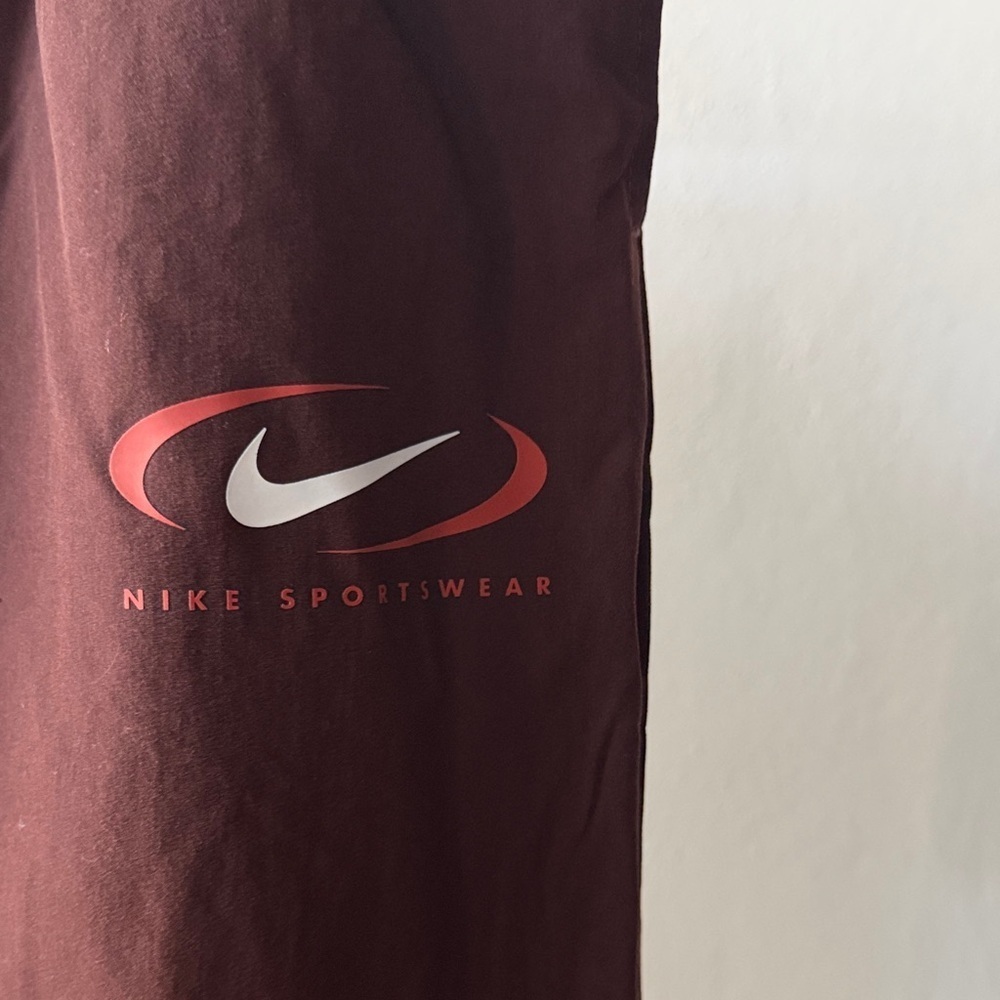 NWT Nike Performance Windbreaker Joggers Loose Fit XS